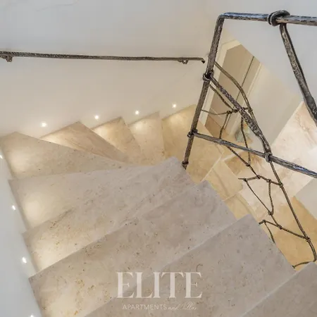 Elite Collection Noemi